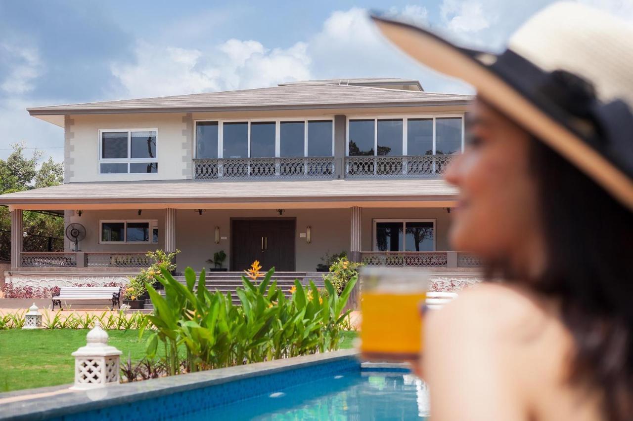 Stayvista'S The Cincin With Elegant Rooms, Snooker Table, Pool, Scenic View, And Jacuzzi Lonavala Exterior photo